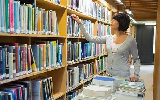 Aprende Biblioteconomía: local, mobiliario y horario de la Biblioteca  Infantil – Academia Auxiliar de Biblioteca